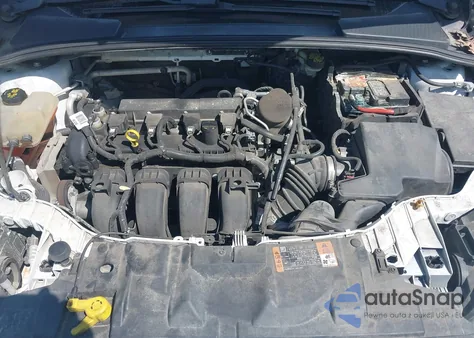 2015 Ford Focus Se z USA, uszkodzony, nr VIN 1FADP3K22FL306983